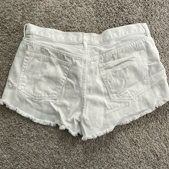 Free people white Jean shorts - Picture 2 of 3